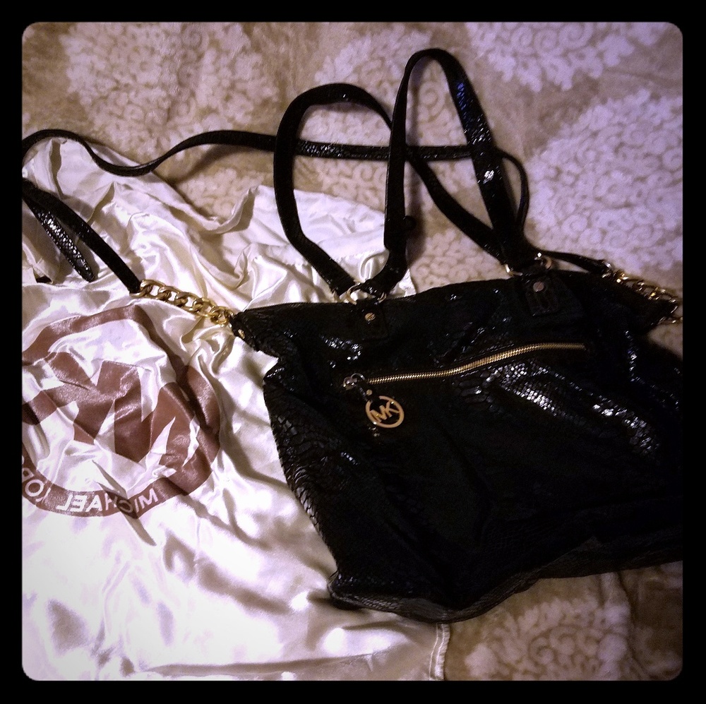Michael Kors Black Patent Leather Shoulder Bag with Gold Hardware